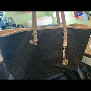 Michael Kors Tote
